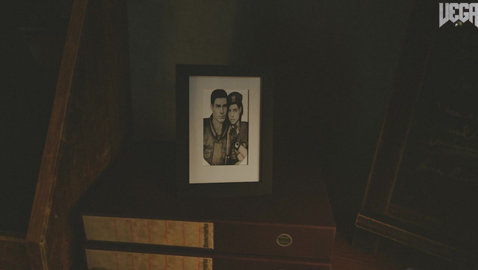 Jill Valentine Invites Chris Redfield To Have Sex