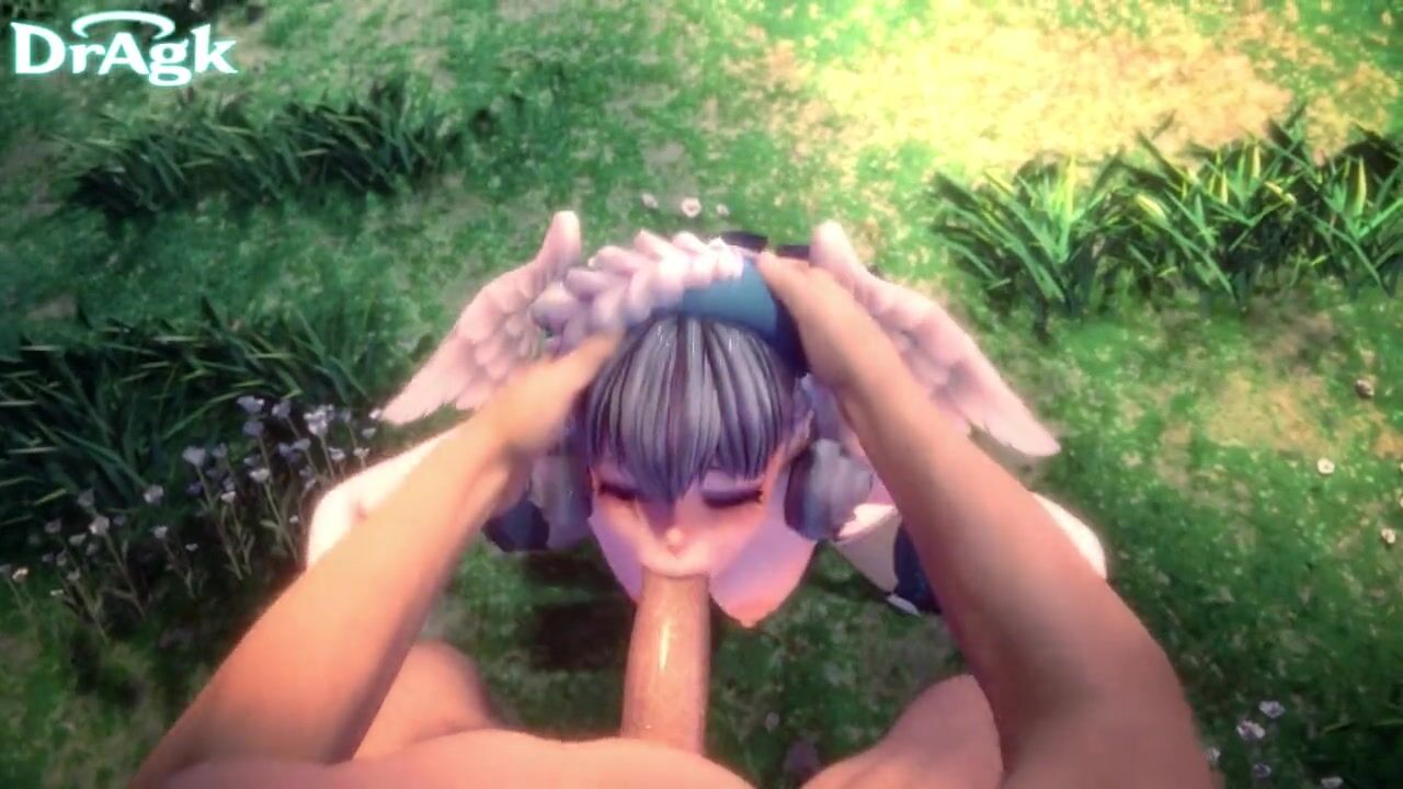 Thirsty Melia Antiqua Slurps A Cock Outdoors
