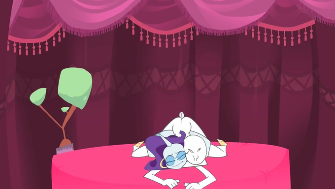 Rarity Meets A New Guy And Gets Her Ass Rammed In Her Chamber