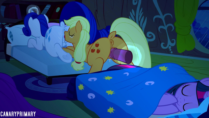 Rarity Uses Her Power To Screw Applejack While Getting Her Pussy Licked