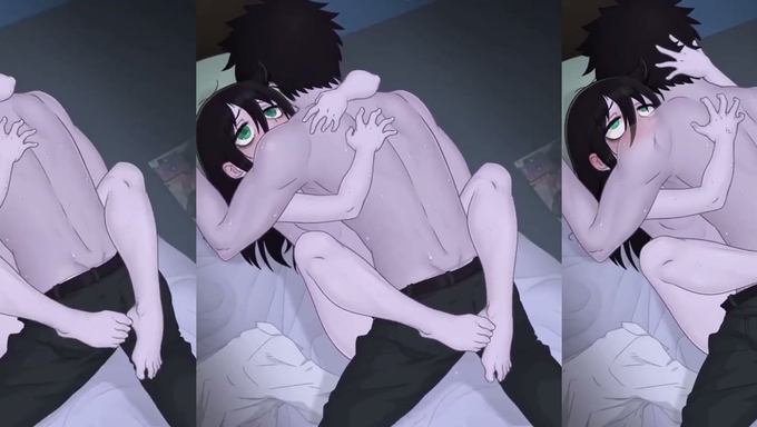 Tomoko Kuroki Gets Fucked Deep While In Bed